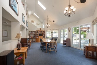 Orchid Gardens in Orange, CA - Building Photo - Interior Photo