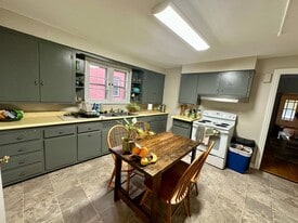 314 North St in Burlington, VT - Building Photo