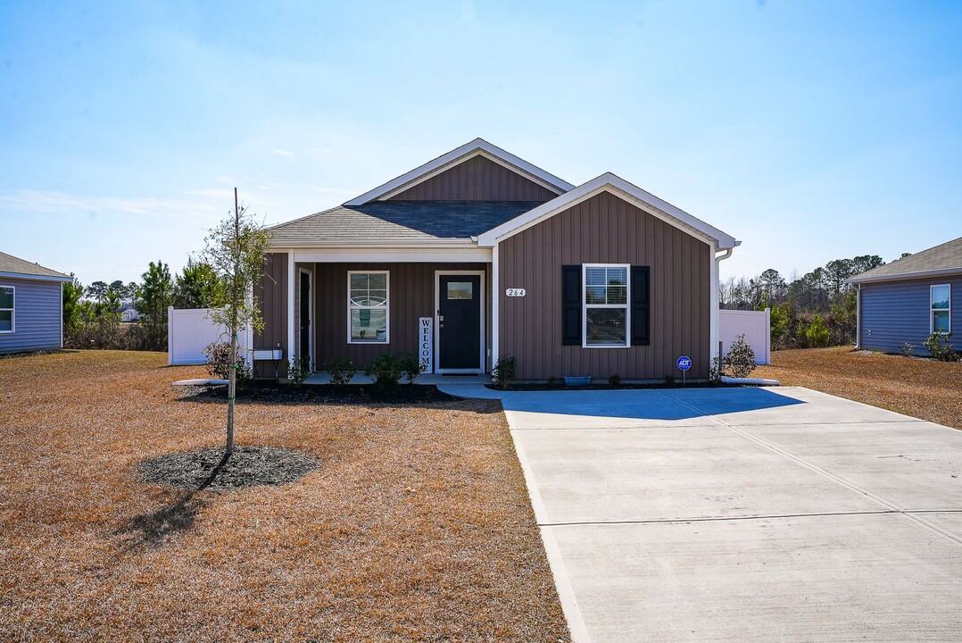 264 Jeff Waters Cir in Longs, SC - Building Photo