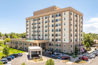 Bella Vita Senior Living in Aurora, CO - Foto de edificio - Building Photo