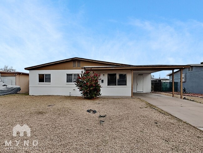 15049 N 29th Ave in Phoenix, AZ - Building Photo - Building Photo