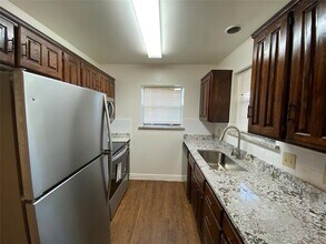 2110 Stone Moss Ln in Grapevine, TX - Building Photo - Building Photo