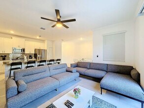 2701 Scrapbook St in Kissimmee, FL - Foto de edificio - Building Photo