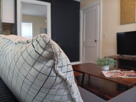 88 Wesleyan Ave, Unit SI ID1373641P in Providence, RI - Building Photo