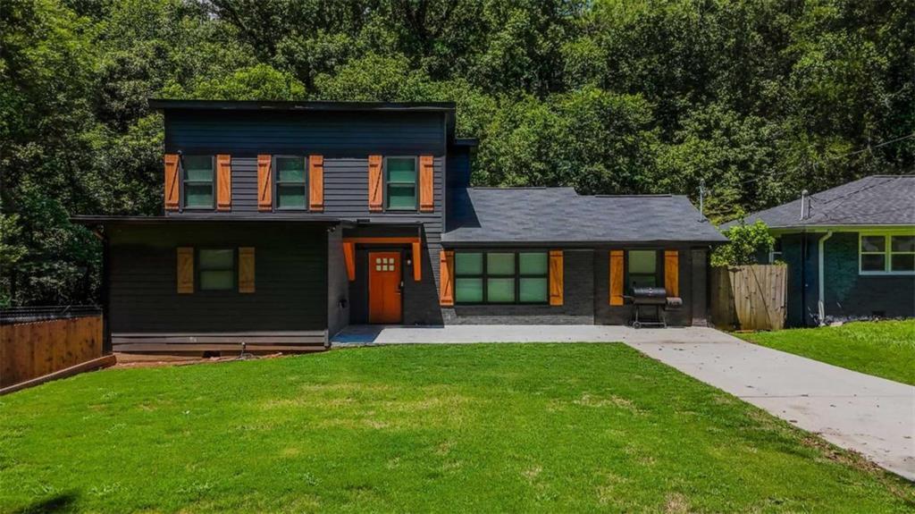 2225 Sargent Pl SE in Atlanta, GA - Building Photo
