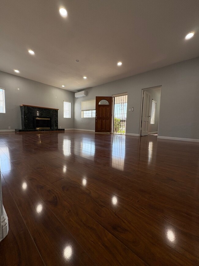 property at 1428 S Chapel Ave