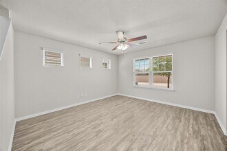 17917 Malnati Dr in Pflugerville, TX - Building Photo - Building Photo