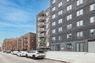 Aftab Park View in Jamaica, NY - Foto de edificio - Building Photo