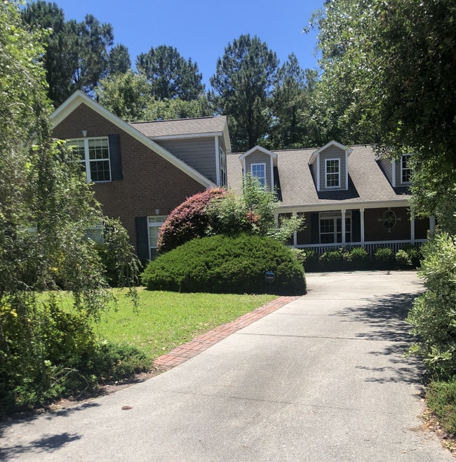 property at 5604 Warrendale Ct S