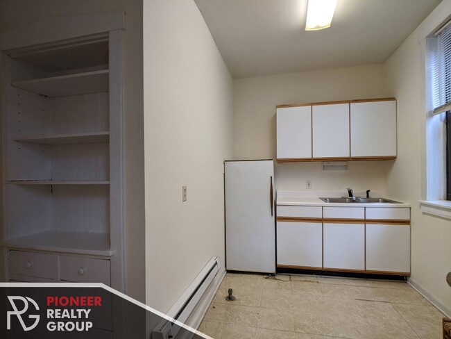 2902 N Clark St, Unit 2882-2 in Chicago, IL - Foto de edificio - Building Photo