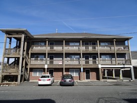 404 Broadway Apartments