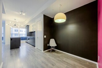 783-783 Bathurst St in Toronto, ON - Building Photo - Building Photo