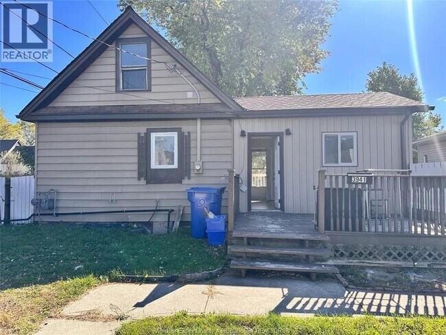 3941 Ontario St in Windsor, ON - Building Photo - Building Photo