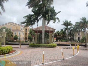 2251 W Preserve Way in Miramar, FL - Building Photo - Building Photo