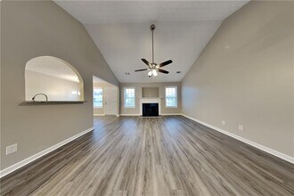 903 Tucker Ln in Loganville, GA - Building Photo - Building Photo