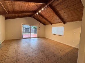 1281 Sabal Dr in San Jose, CA - Building Photo - Building Photo