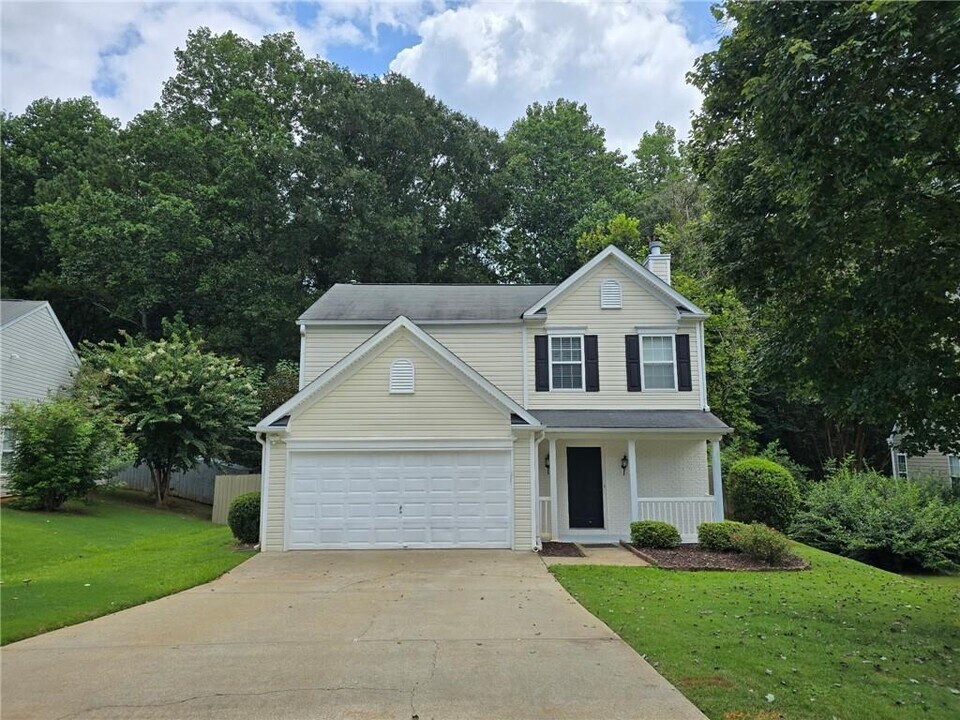 517 Carrington Ct in Canton, GA - Building Photo