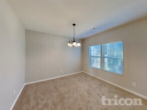 1024 Daniel Ln in Spring Hill, TN - Building Photo - Building Photo