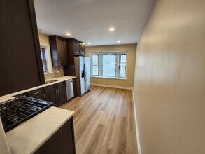 5044 N Kenneth Ave in Chicago, IL - Building Photo - Building Photo