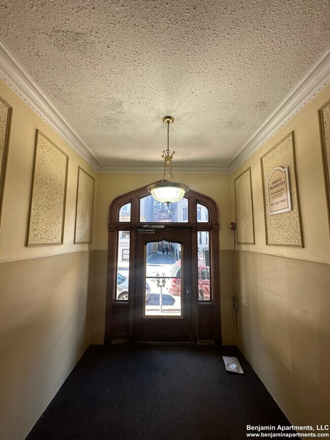 64 Hemenway St, Unit 28 in Boston, MA - Building Photo - Building Photo