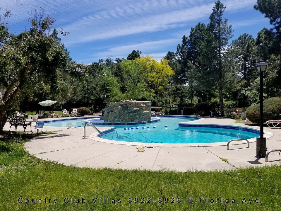 8824 E Florida Ave in Denver, CO - Building Photo