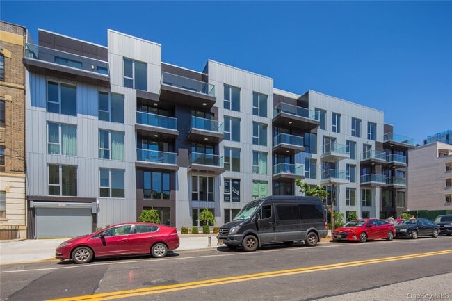 property at 14-33-33 31st Ave