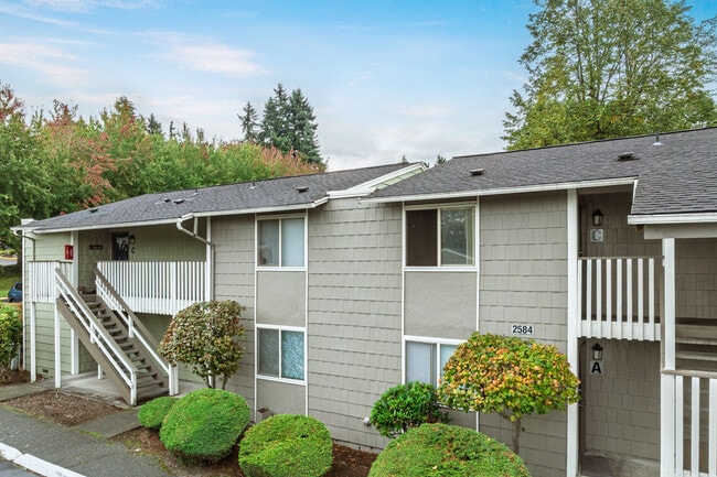 Meridian West Apartments