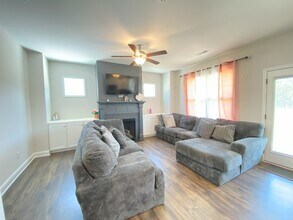 5499 Rosser Pittman Rd in Sanford, NC - Building Photo - Building Photo