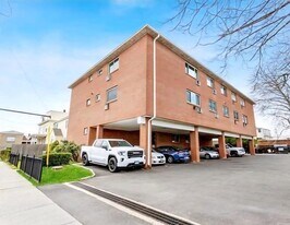 15 Victory St, Unit 217 in Stamford, CT - Building Photo