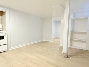 1664 Goyeau St in Windsor, ON - Building Photo - Building Photo