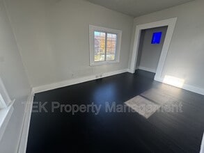 210 Dewey Ave in Rochester, NY - Building Photo - Building Photo