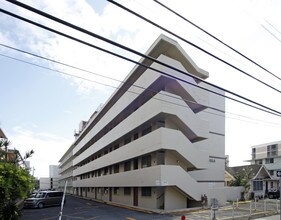 Piikoi Villa in Honolulu, HI - Building Photo - Building Photo