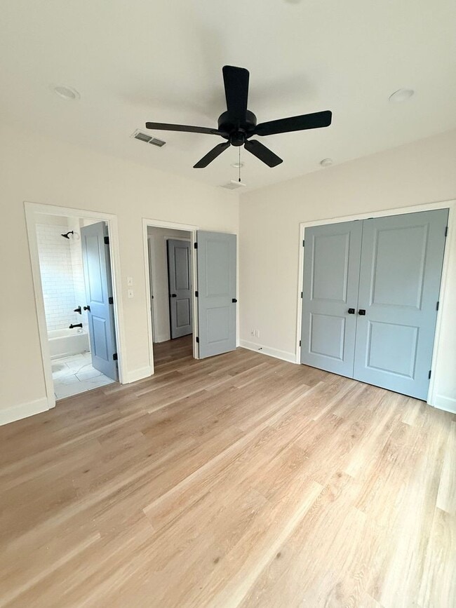 1323 N Bronough St in Tallahassee, FL - Building Photo - Building Photo