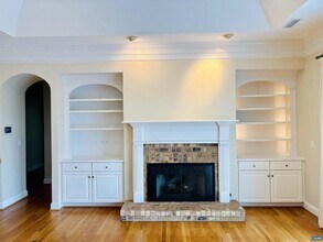 495 Ednam Cir in Charlottesville, VA - Foto de edificio - Building Photo