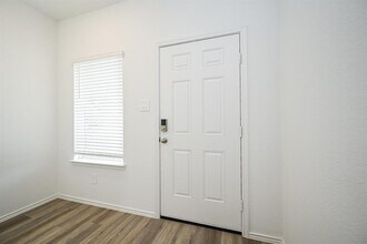 16822 Paintbrush Holw Ln in Houston, TX - Building Photo - Building Photo
