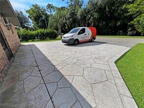 27915 Washington St in Bonita Springs, FL - Building Photo - Building Photo