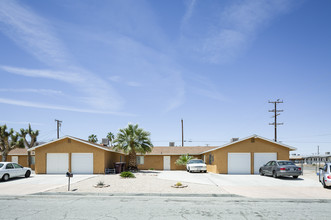 Athol Apartments in Twentynine Palms, CA - Building Photo - Building Photo