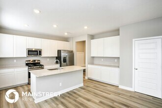 1937 Goodwin Pl in Westfield, IN - Foto de edificio - Building Photo