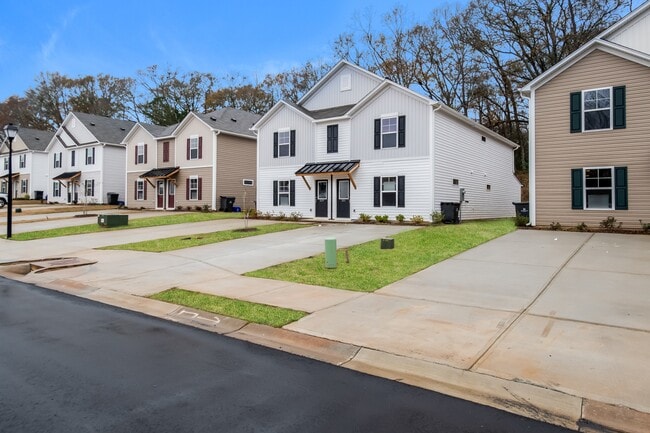 331 Noble Ln