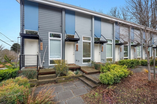 3843 21st Ave SW, Unit SI ID1035939P in Seattle, WA - Building Photo - Building Photo