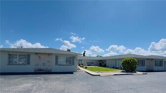 3619 SE 9th Pl in Cape Coral, FL - Building Photo