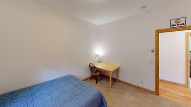 310 Price Ln in Gypsum, CO - Building Photo - Building Photo