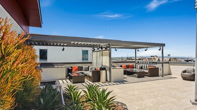 Radius Koreatown in Los Angeles, CA - Building Photo - Building Photo