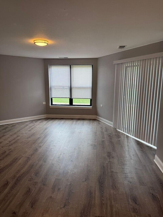 3131 W Madison St in Chicago, IL - Building Photo