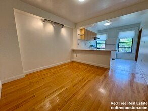 49 Dwight St, Unit U2 1-b Southie in Boston, MA - Foto de edificio - Building Photo
