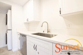 7755 Starling Dr in San Diego, CA - Building Photo - Building Photo
