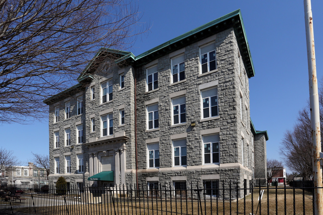 Dunlap Apartments in Philadelphia, PA - Building Photo