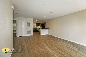 60 Walnut Rd, Unit 3 in Ocala, FL - Building Photo - Building Photo