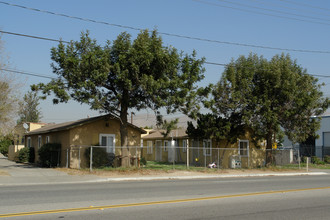 9769-9777 Mission Blvd in Jurupa Valley, CA - Building Photo - Building Photo