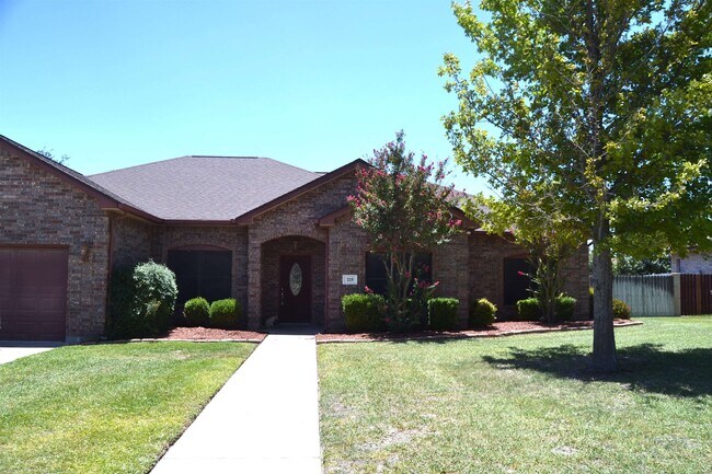 225 Saddle Blanket in Del Rio, TX - Building Photo - Building Photo